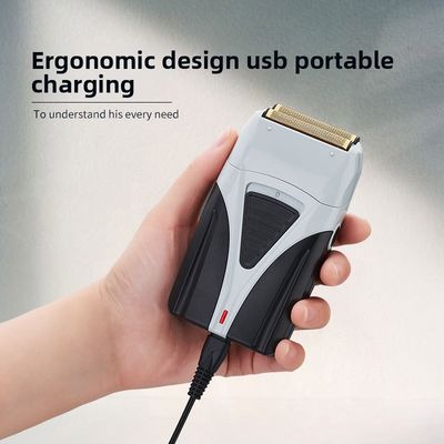 Rasoio elettrico ricaricabile con batteria da 1200mAh e display digitale per la cura della barba da uomo