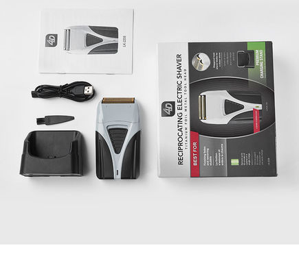 Rasoio elettrico ricaricabile con batteria da 1200mAh e display digitale per la cura della barba da uomo