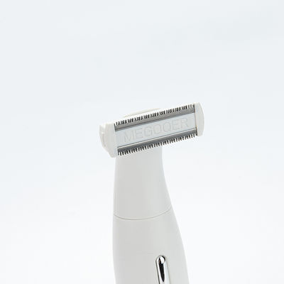 Rasoio elettrico multifunzione 6 in 1 con garanzia di 1 anno e alimentazione USB ricaricabile